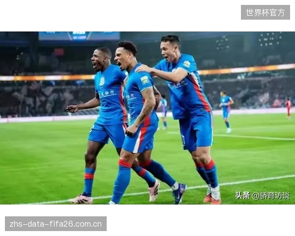 新增脑震荡换人名额保障球员健康,加拿大队医团队需随时应对突发状况。 新增脑震荡换人名额保障球员健康,加拿大队医团队需随时应对突发状况。